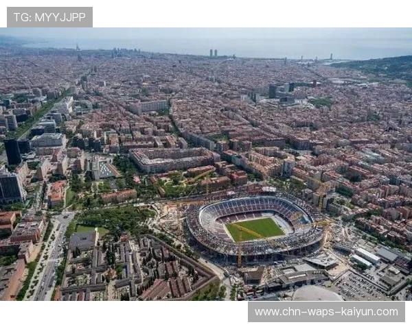 西甲巴萨中路穿透精准，诺坎普再度陷入狂欢